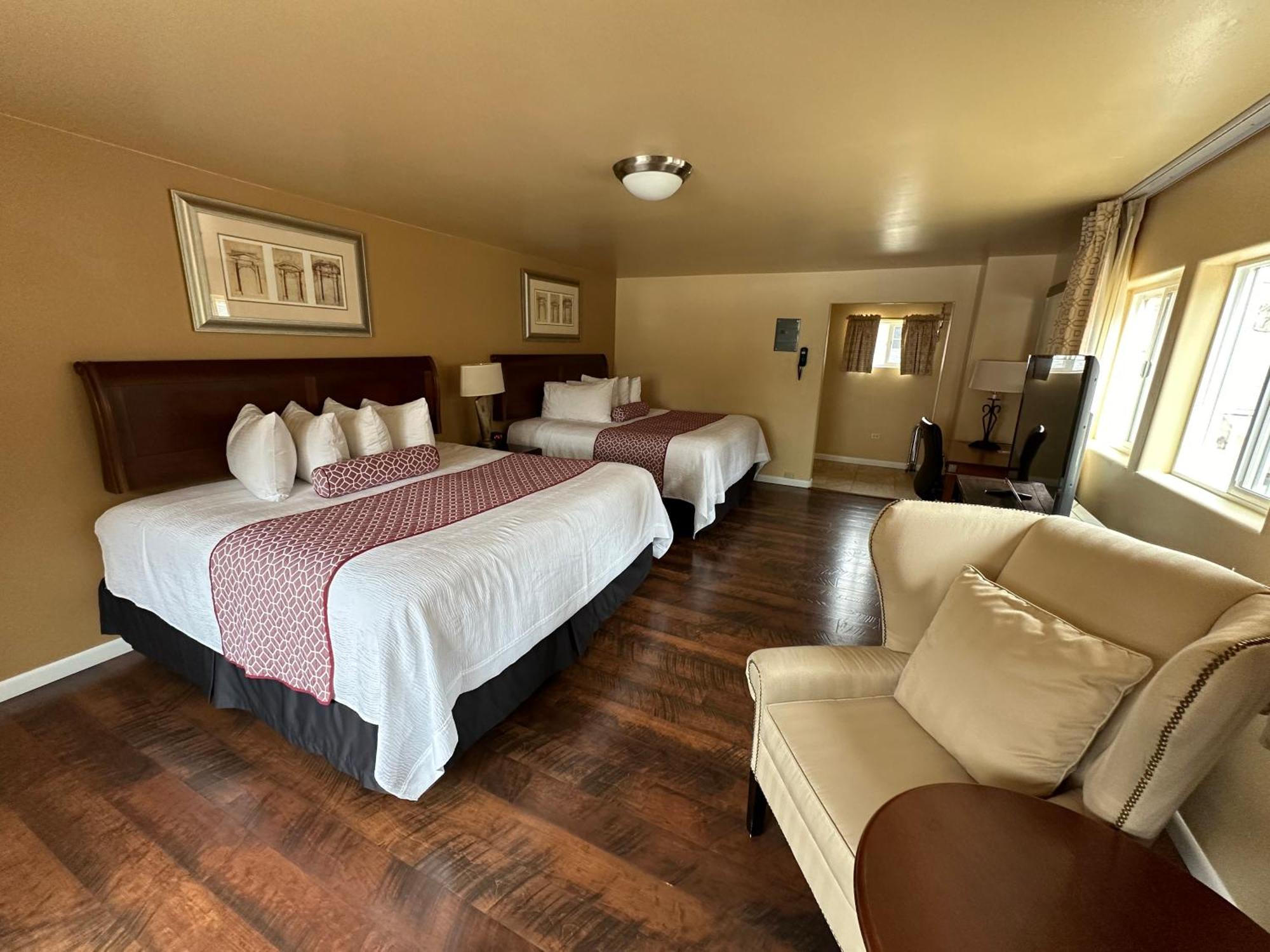 Abram Inn & Suites Юрей Екстериор снимка